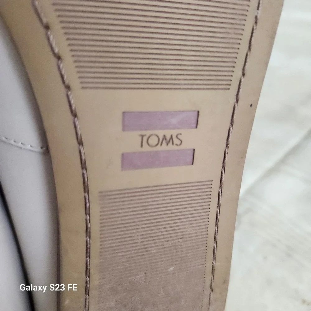 Toms Darcy Loafers Women's Size 11 Natural Leather Flat Shoes Slip On Minimalist